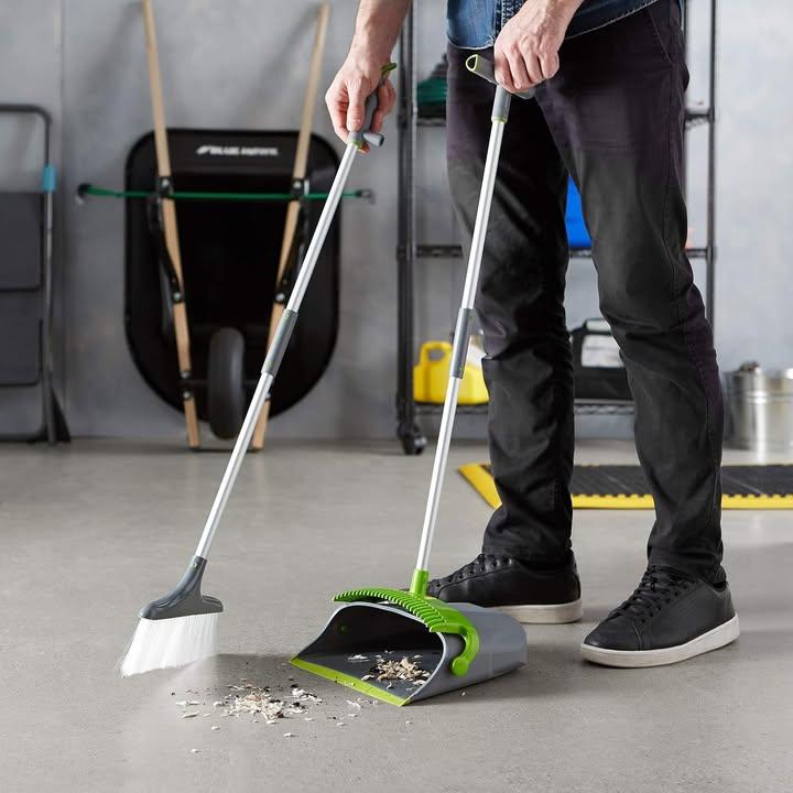  懶人救星‼️掃把＋簸箕一體套裝 (8)