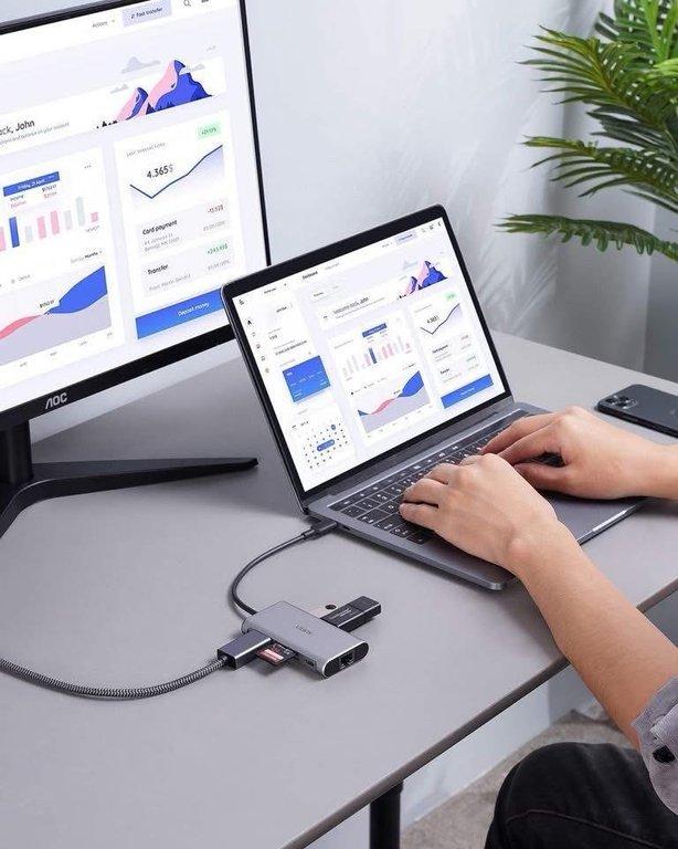 AUKEY 8合1多功能USB-C Hub (4)